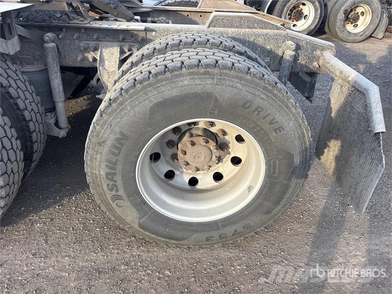 International ProStar+ 6x4 T/A Sleeper Truck Tractor Седельные тягачи