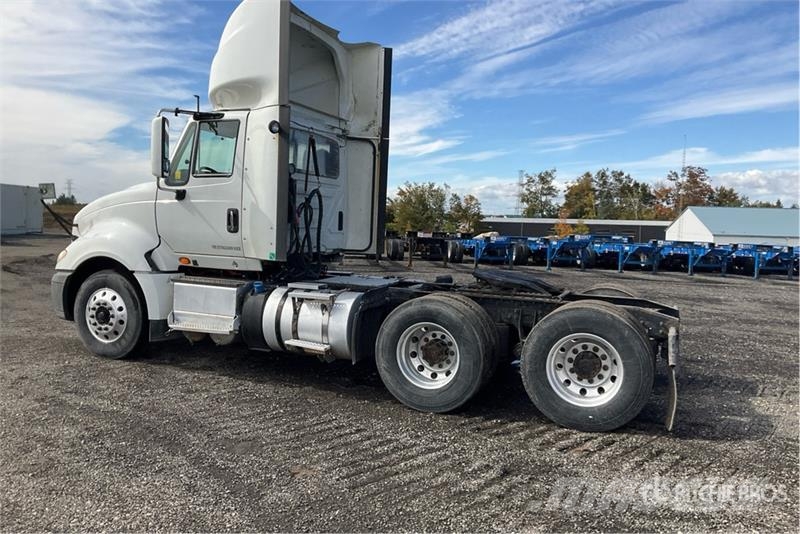 International Prostar+ 122 6x4 T/A Day Cab Truck Tractor Çekiciler