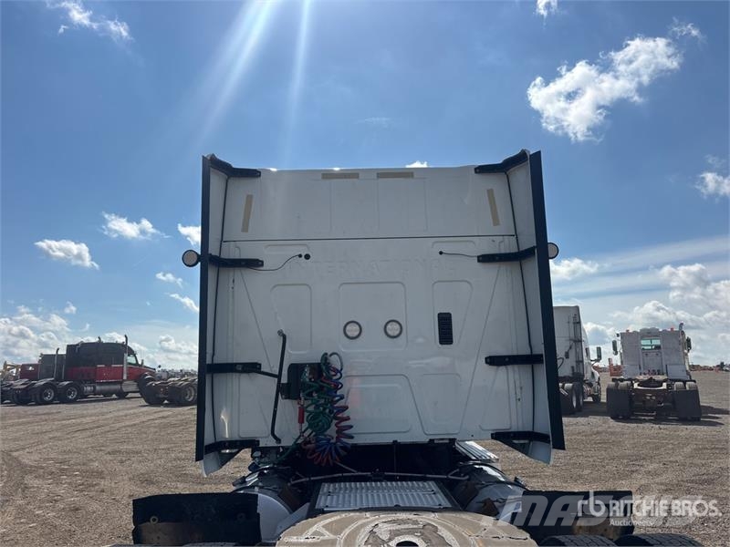 International ProStar 6x4 T/A Sleeper Truck Tractor Prime Movers