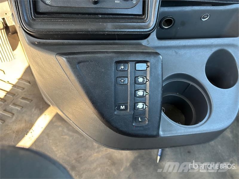 International ProStar 6x4 T/A Day Cab Truck Tractor Trekkvogner