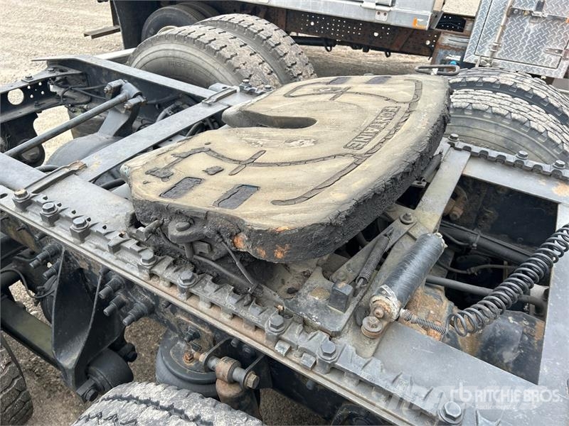 International ProStar 6x4 T/A Sleeper Truck Tractor (Inoperable) Nyergesvontatók