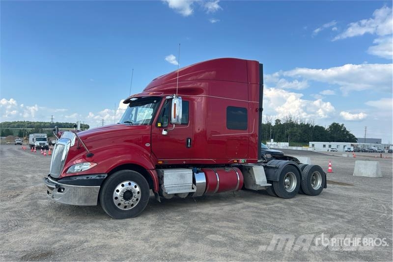 International ProStar 6x4 T/A Sleeper Truck Tractor Trekkvogner