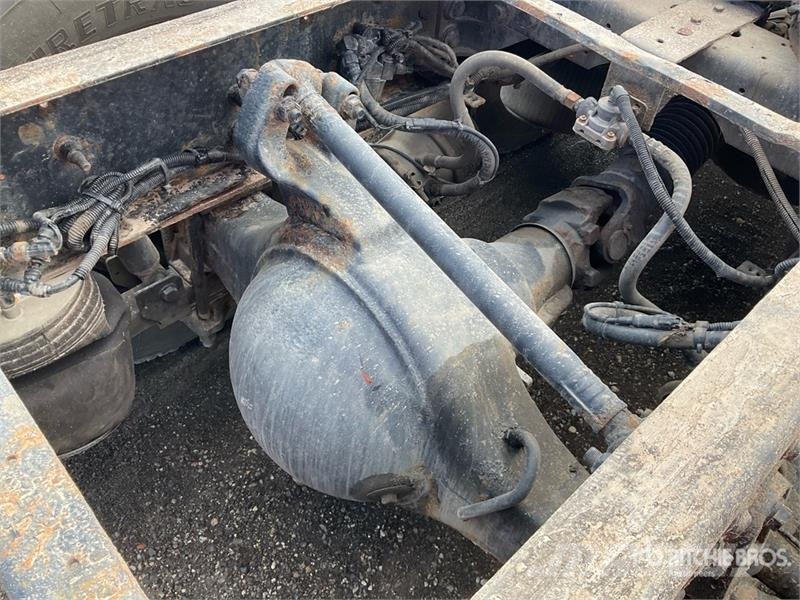 International Prostar+ 122 6x4 T/A Day Cab Truck Tractor Çekiciler