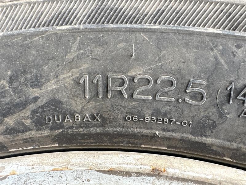 International Prostar 6x4 T/A Day Cab Truck Tractor Тягачі
