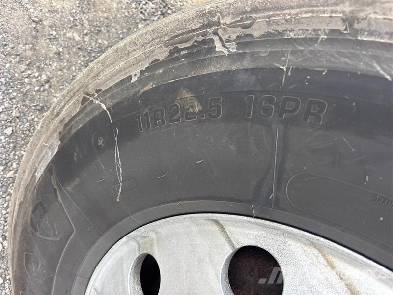 International ProStar+ 122 6x4 T/A Sleeper Truck Tractor Tractor Units