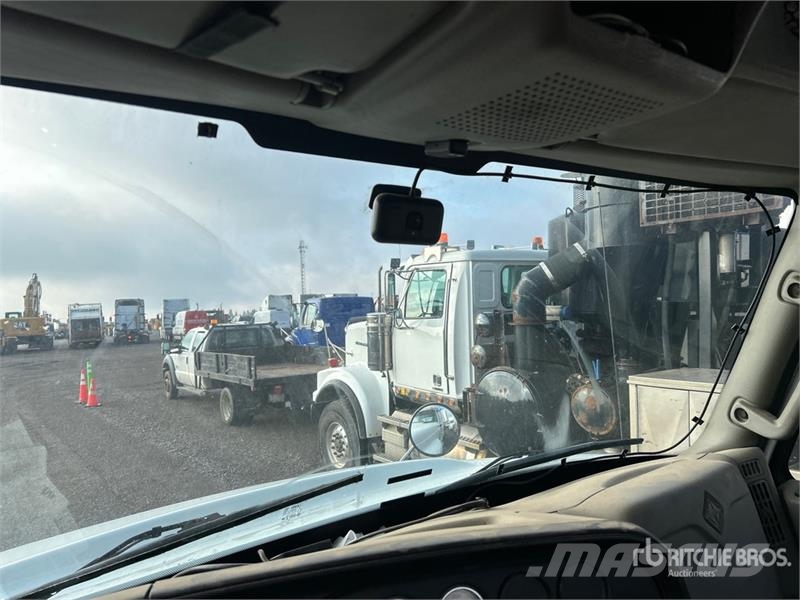 International ProStar+ 6x4 T/A Day Cab Truck Tractor Motrici e Trattori Stradali
