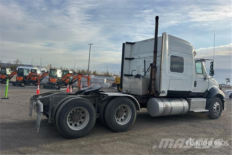 International ProStar+ 6x4 T/A Sleeper Truck Tractor Седельные тягачи