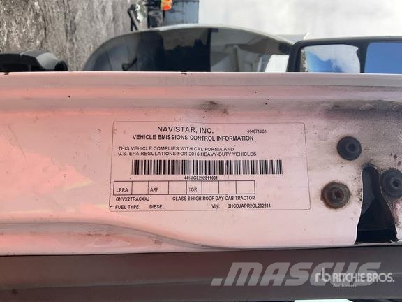 International Prostar+ 122 6x4 T/A Day Cab Truck Tractor Çekiciler