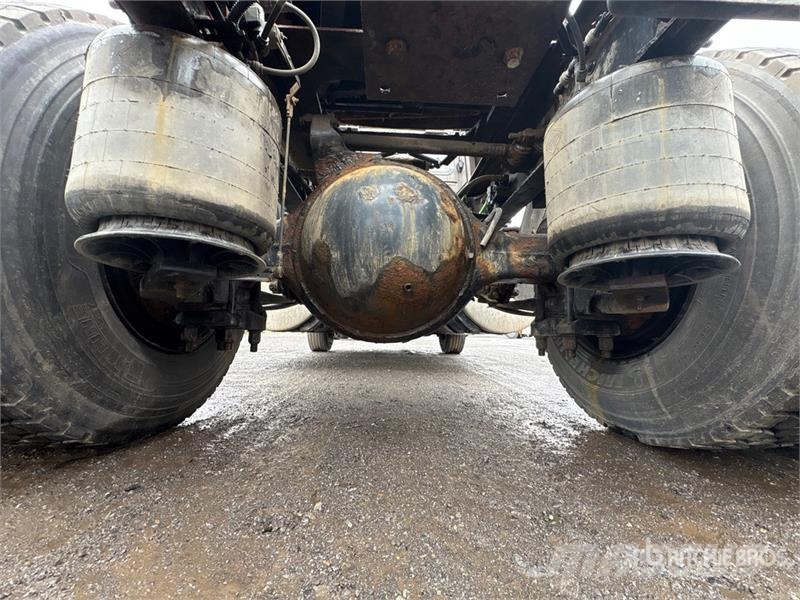 International RH613 4x2 S/A Day Cab Truck Tractor Sattelzugmaschinen