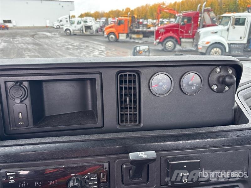International RH613 4x2 S/A Day Cab Truck Tractor Sattelzugmaschinen