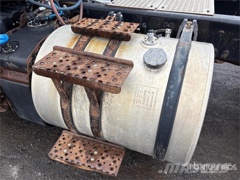 International RH613 4x2 S/A Day Cab Truck Tractor Sattelzugmaschinen