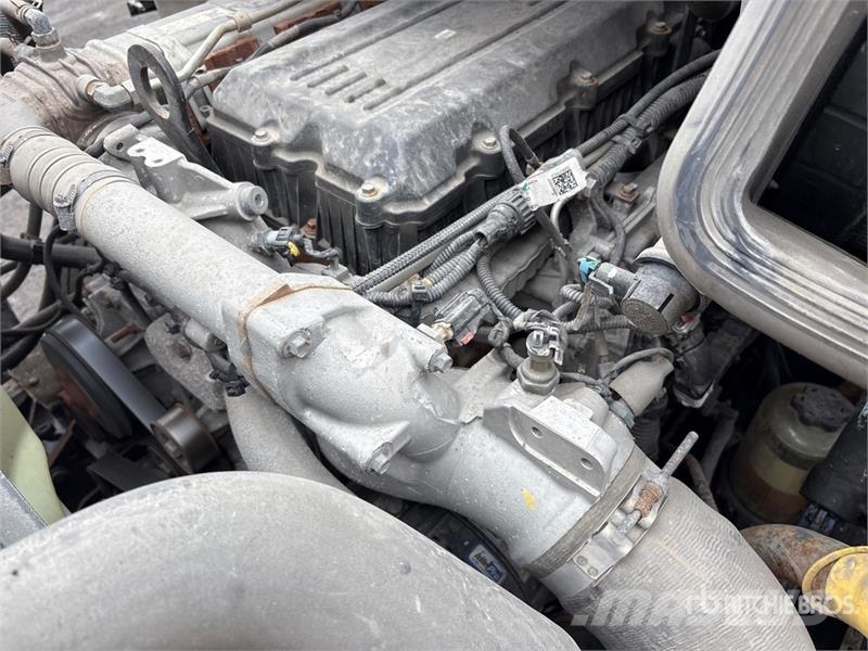 International RH613 4x2 S/A Day Cab Truck Tractor Sattelzugmaschinen
