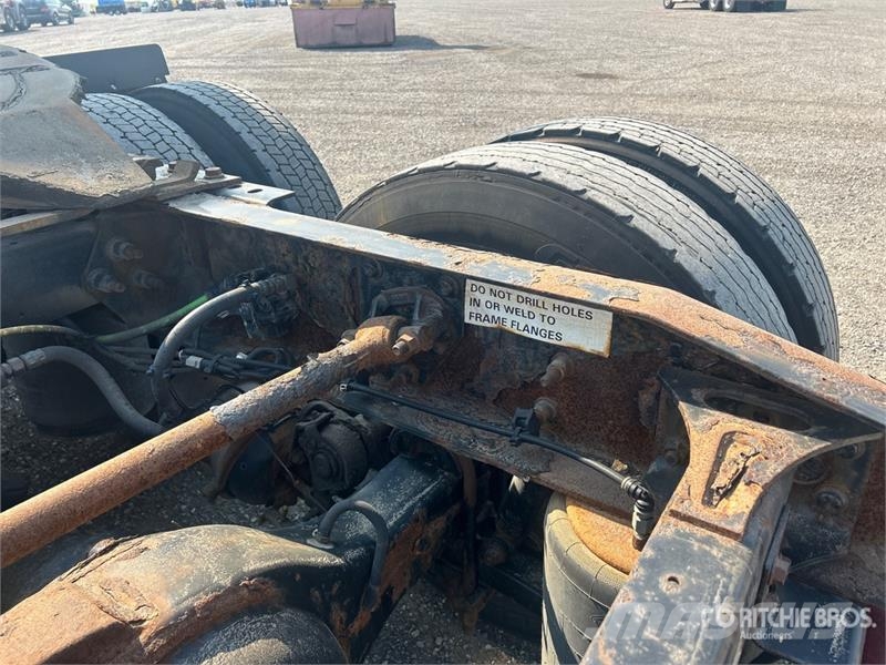 International RH613 6x4 T/A Day Cab Truck Tractor Sattelzugmaschinen