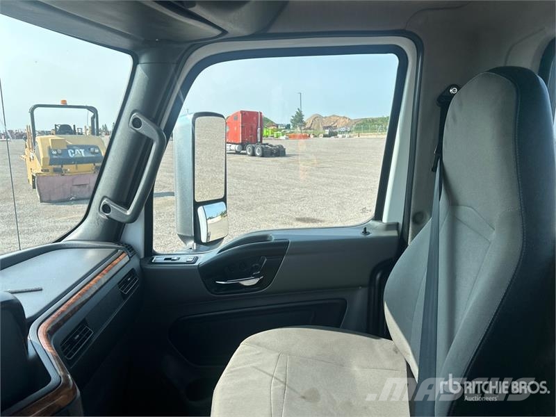 International RH613 6x4 T/A Day Cab Truck Tractor Sattelzugmaschinen