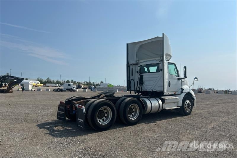 International RH613 6x4 T/A Day Cab Truck Tractor Sattelzugmaschinen