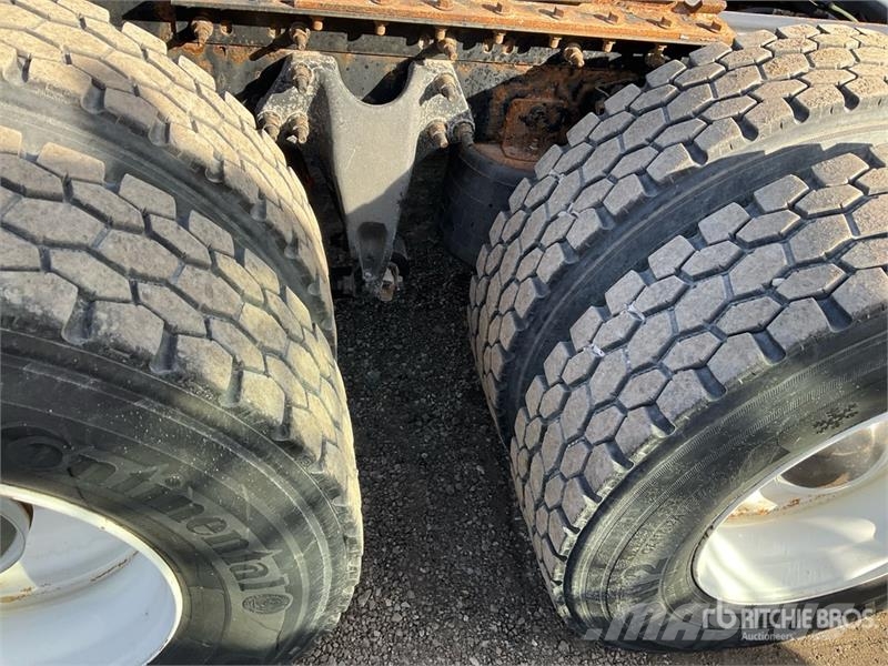 International RH613 6x4 T/A Day Cab Truck Tractor Naudoti vilkikai