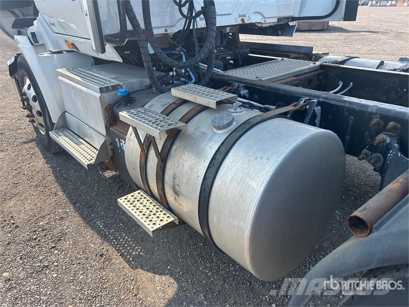 International RH613 6x4 T/A Day Cab Truck Tractor Sattelzugmaschinen