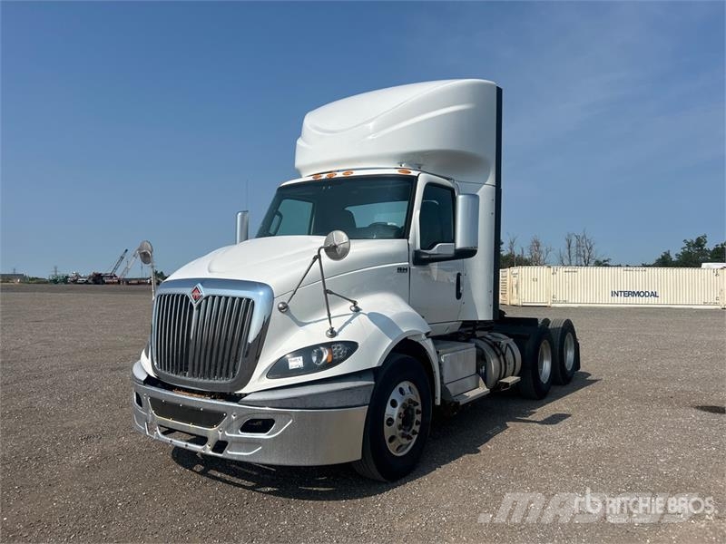 International RH613 6x4 T/A Day Cab Truck Tractor Sattelzugmaschinen