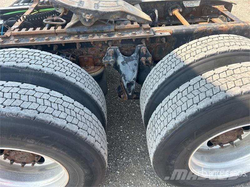 International RH613 6x4 T/A Day Cab Truck Tractor Sattelzugmaschinen