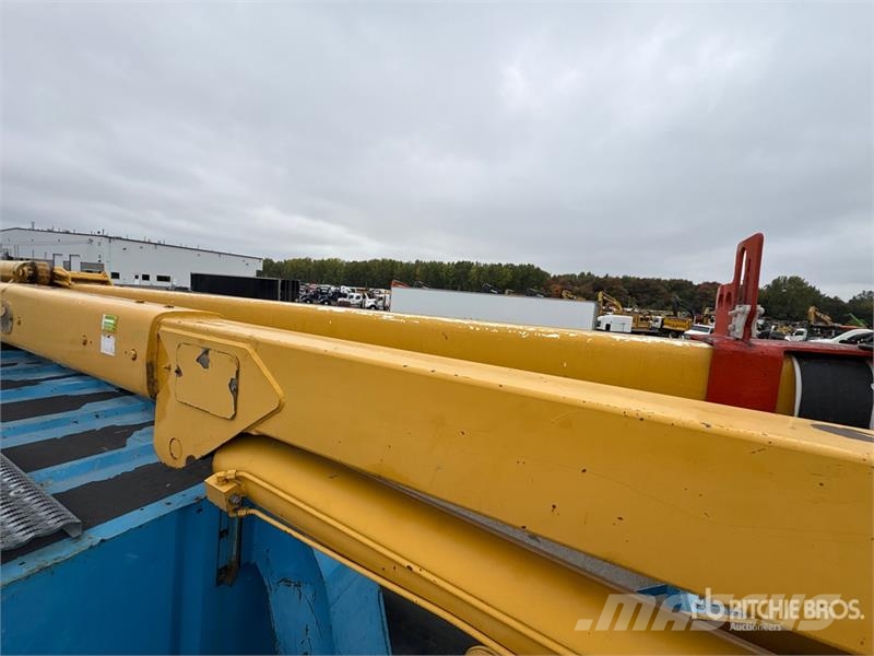 International Telelect 55 ft on International 4300 4x2 Bucket Tr Моторизирани платформи с талига
