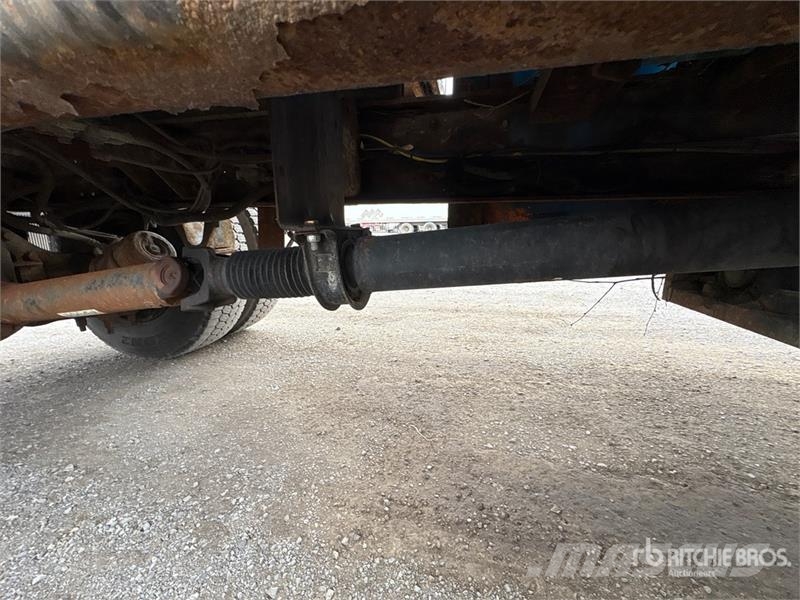 International Telelect 55 ft on International 4300 4x2 Bucket Tr Моторизирани платформи с талига