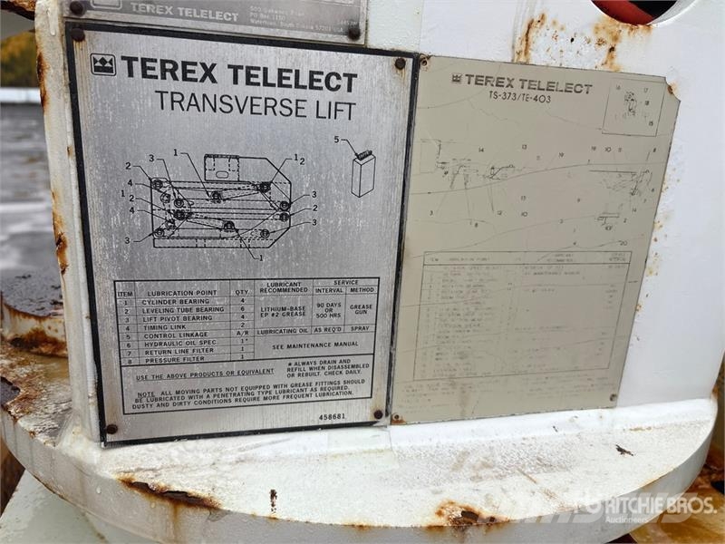 International Terex Hi-Ranger TE403HL 50 ft on International 74 Auto košare