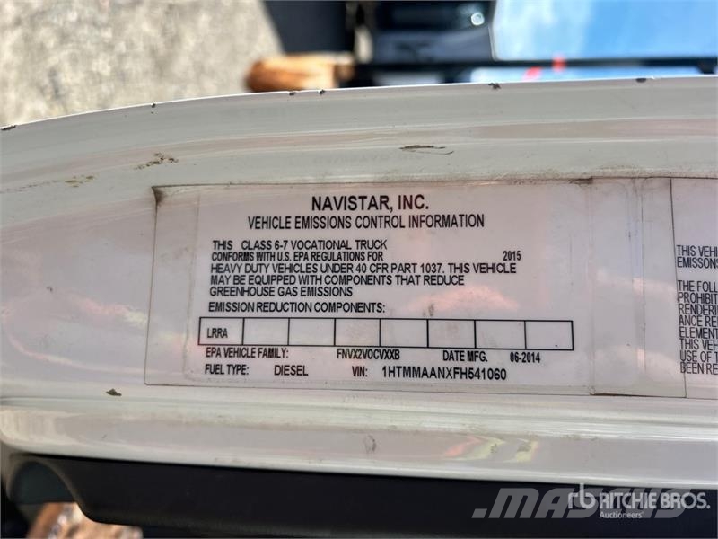 International Terex Telelect Hi-Ranger 5TC-55 55 ft on Internat Teherautóra szerelt emelők és állványok