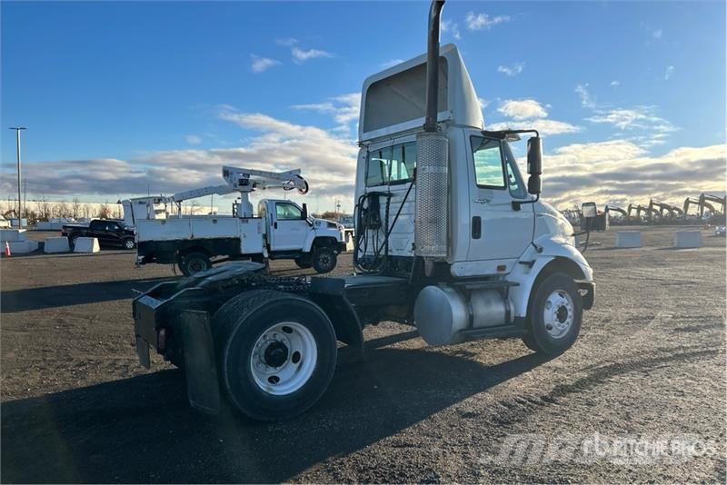 International TranStar 8600 Truck Tractor Units