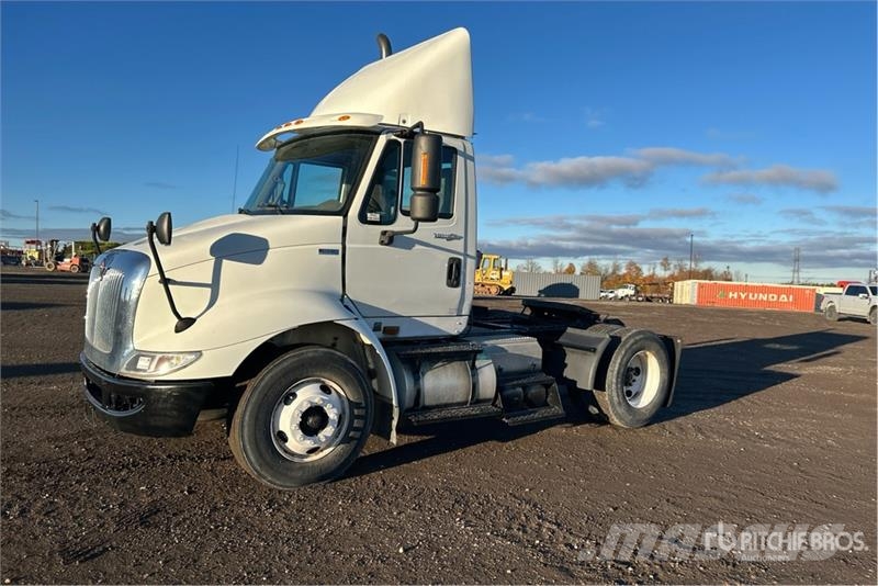 International TranStar 8600 Truck Tractor Units