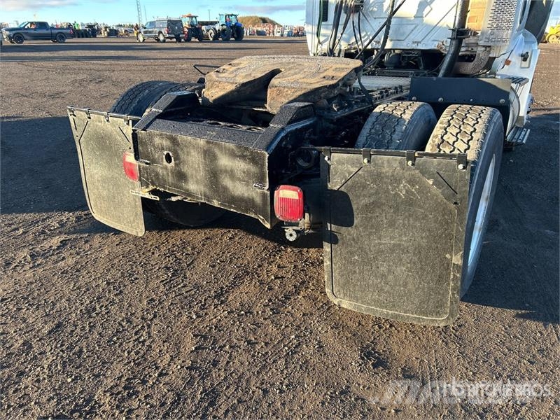 International TranStar 8600 Truck Tractor Units