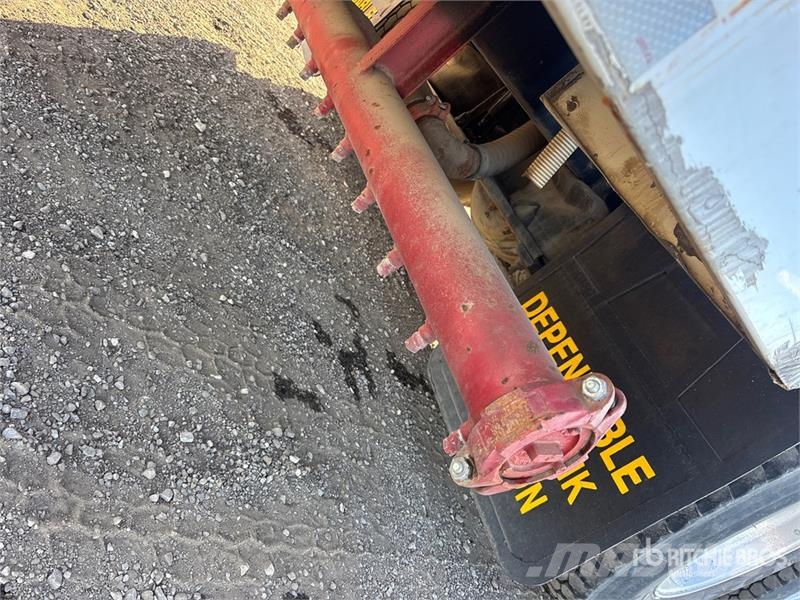 International Workstar 7400 6x4 Water Truck صهاريج مياه