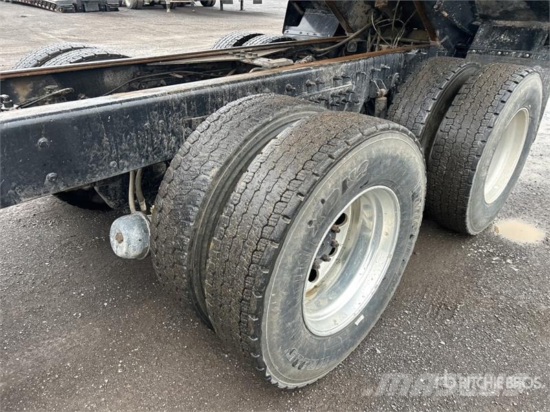 International Workstar 7400 Tipper trucks