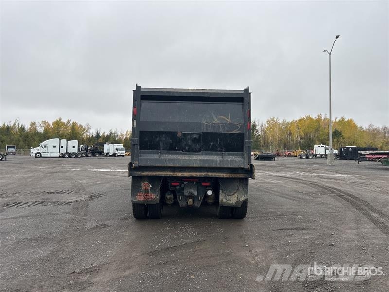 International Workstar 7400 Tipper trucks