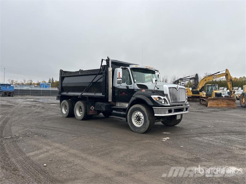 International Workstar 7400 Tipper trucks