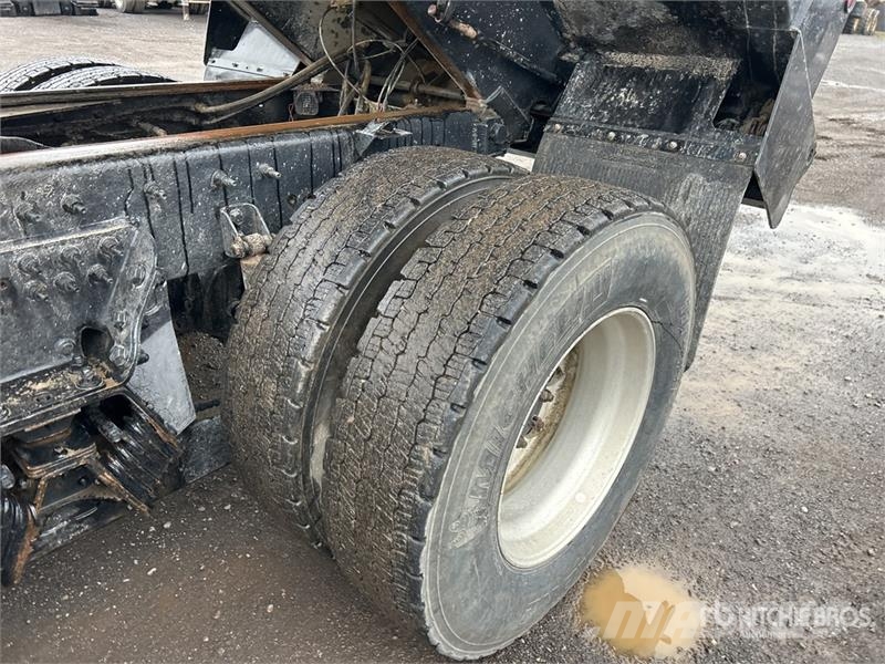 International Workstar 7400 Tipper trucks