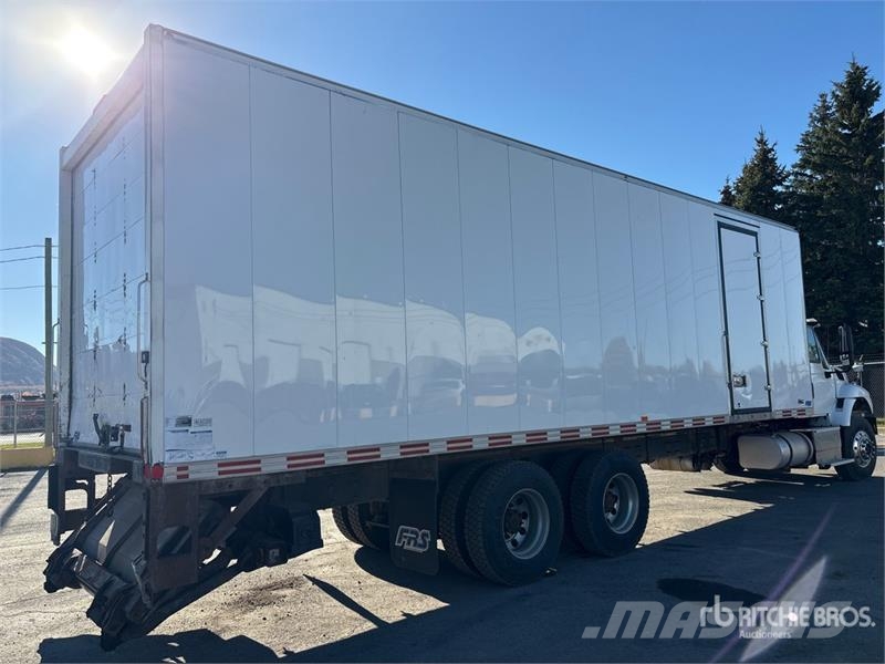 International WorkStar 7500 Bakwagens met gesloten opbouw
