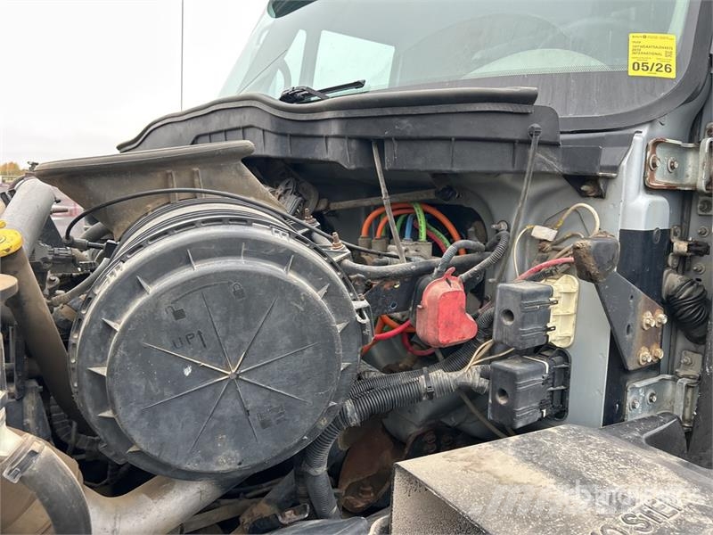 International Workstar 7400 Tipper trucks