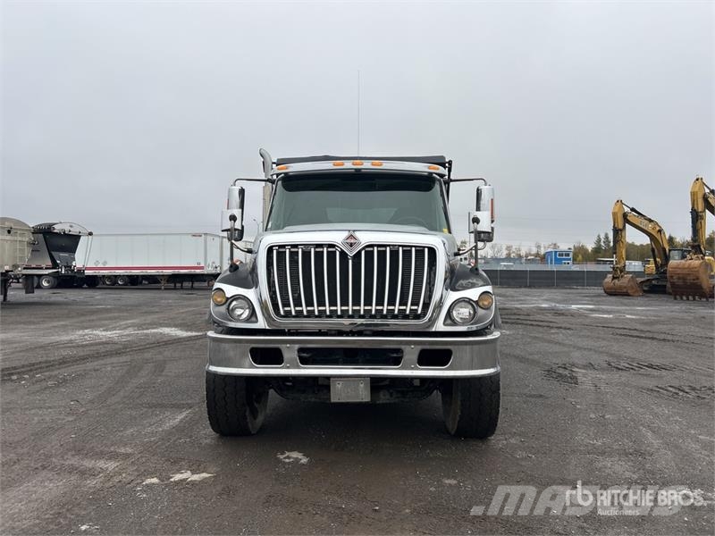 International Workstar 7400 Tipper trucks