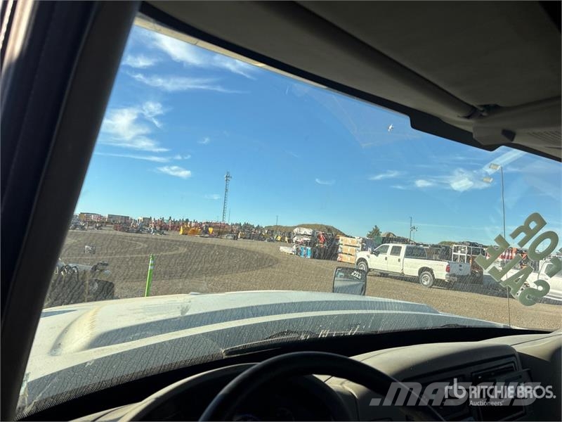 International Workstar 7400 6x4 Water Truck صهاريج مياه