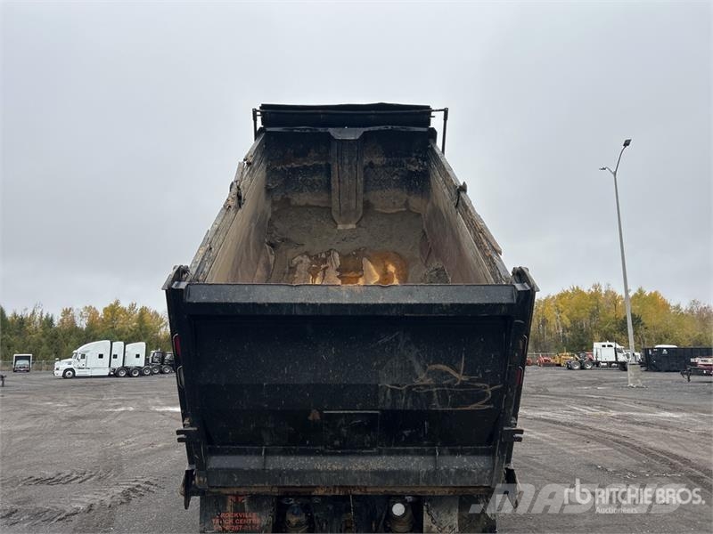 International Workstar 7400 Tipper trucks