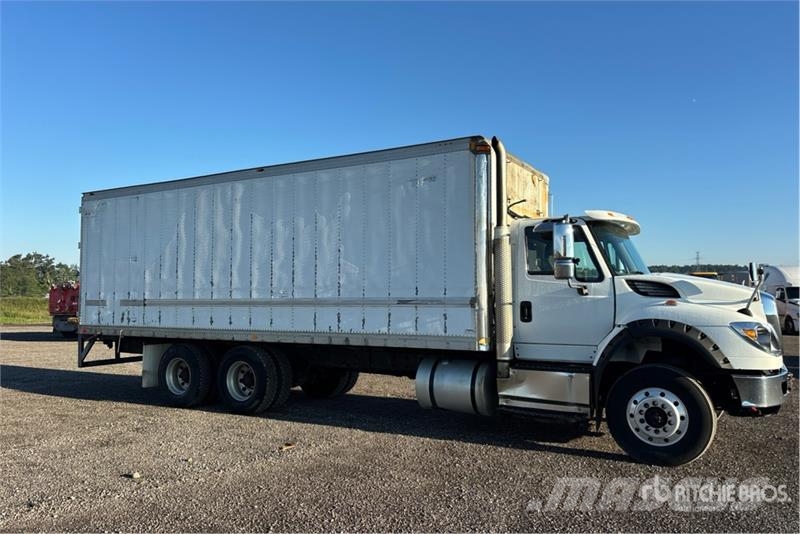 International WorkStar 7600 6x4 Van Truck Box body trucks