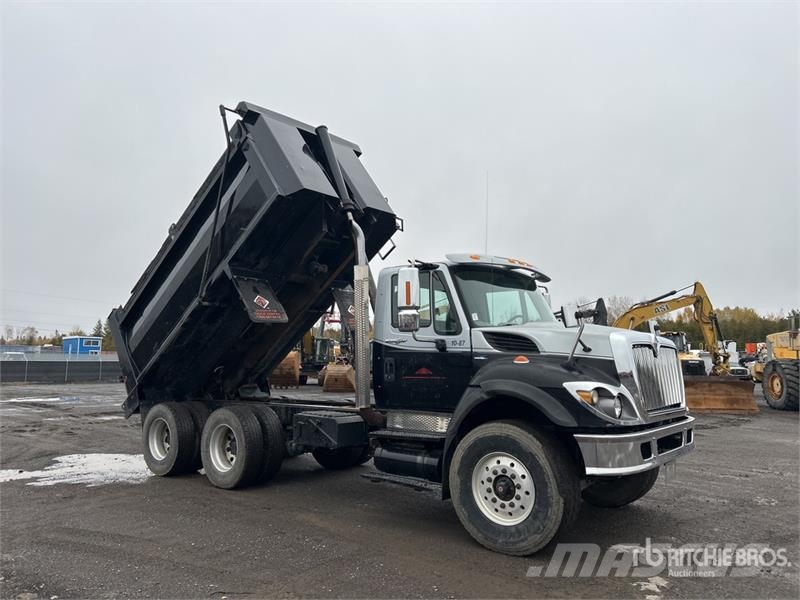 International Workstar 7400 Tipper trucks