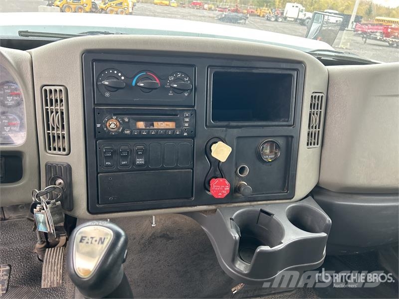 International Workstar 7400 Tipper trucks