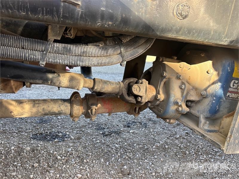 International Workstar 7400 6x4 Water Truck صهاريج مياه