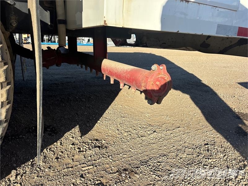 International Workstar 7400 6x4 Water Truck صهاريج مياه