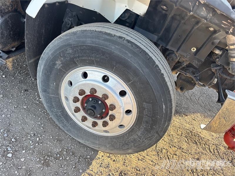 International Workstar 7400 6x4 Water Truck صهاريج مياه