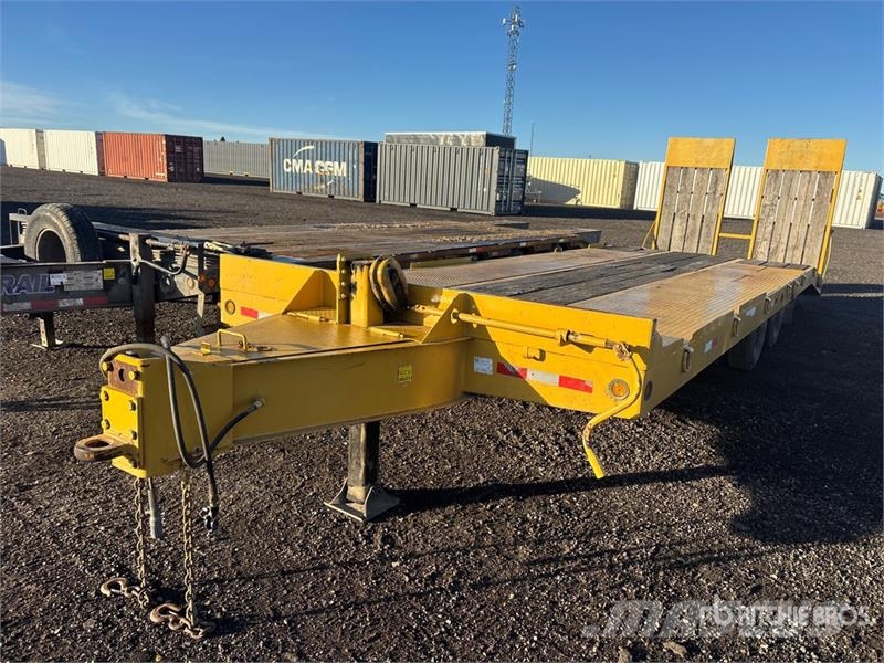 Interstate 28 ft T/A Equipment Trailer 清障车