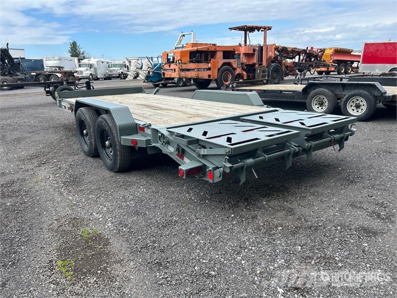 Ironbull 18 ft T/A Equipment Trailer Autonkuljetusperävaunut