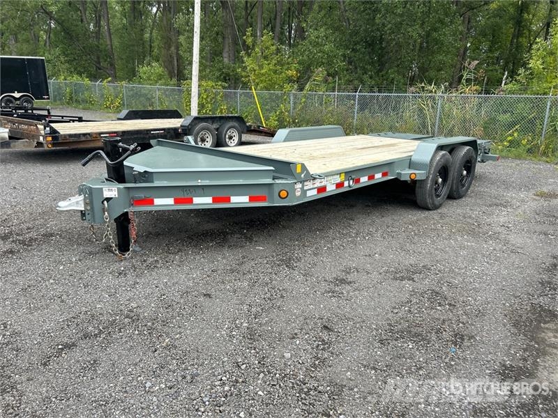 Ironbull 18 ft T/A Equipment Trailer Autonkuljetusperävaunut