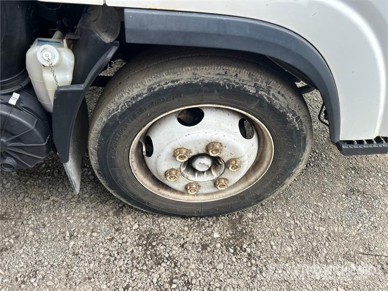 Isuzu NPR Φορτηγά Κόφα